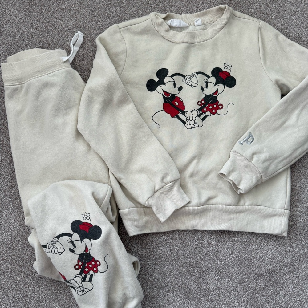GAP Kids Cream Disney Sweatshirt and sweatpants